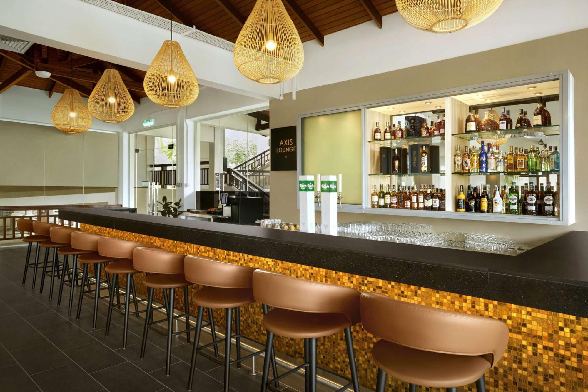 Doubletree By Hilton Damai Laut Hotel Lumut Exterior foto